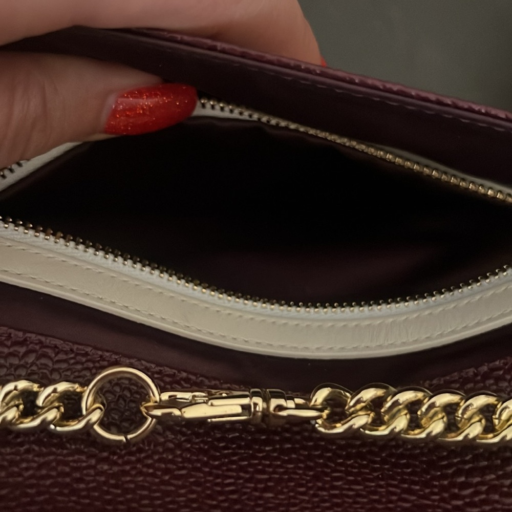 Henri Bendel red pebble leather crossbody - Picture 7 of 10
